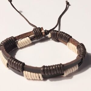 Men's bracelet leather layered brown new d69‎